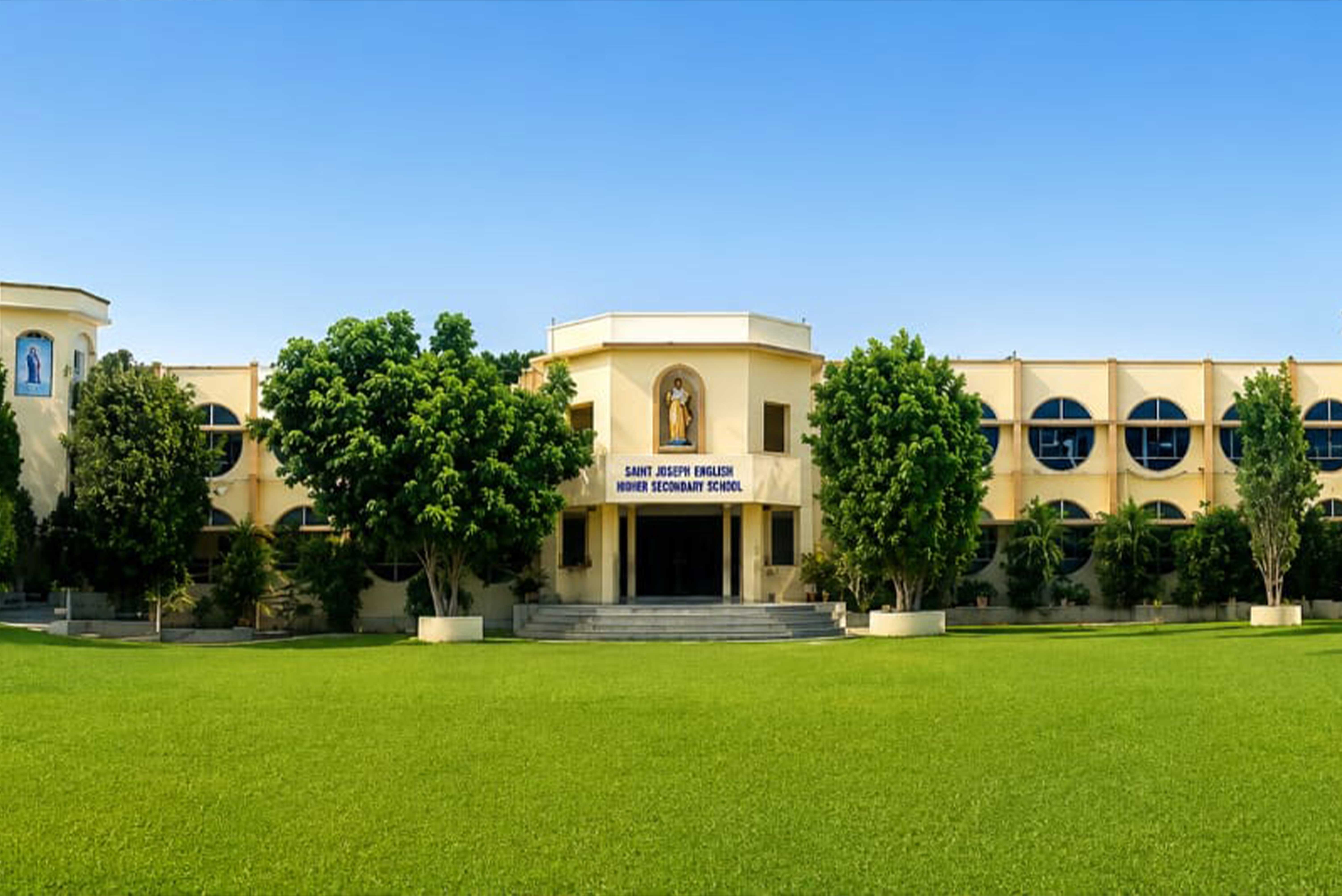 Top school campus